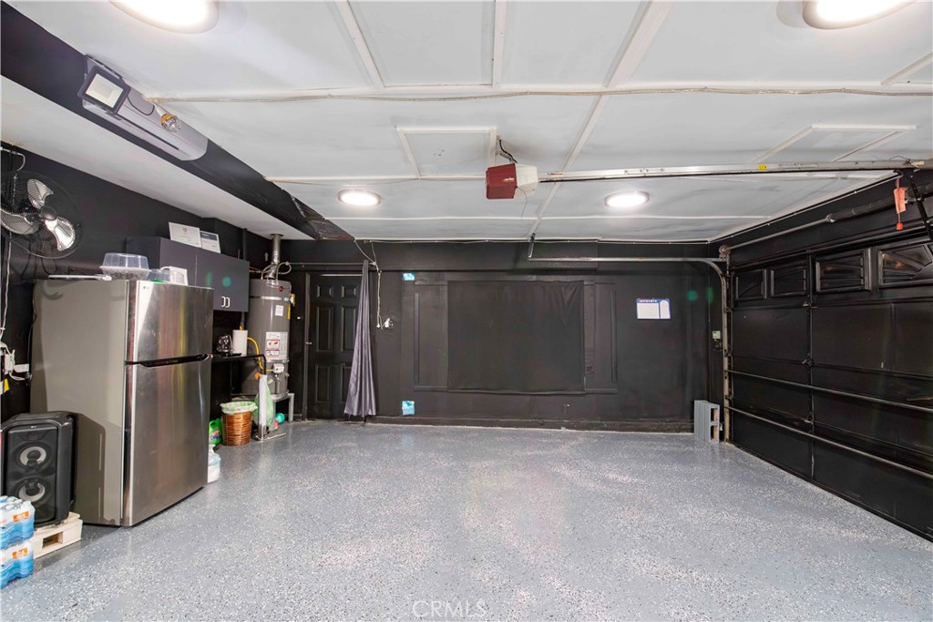 4543 Windstar Way Palmdale, CA 93552 - Photo 37 of 49