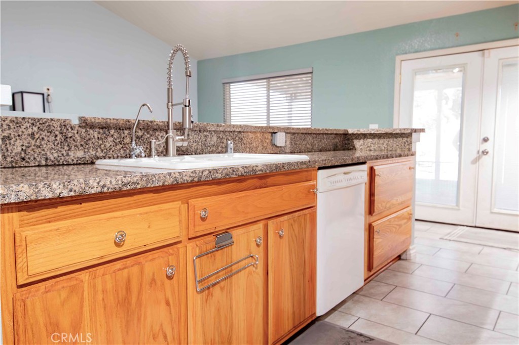 4543 Windstar Way Palmdale, CA 93552 - Photo 5 of 49