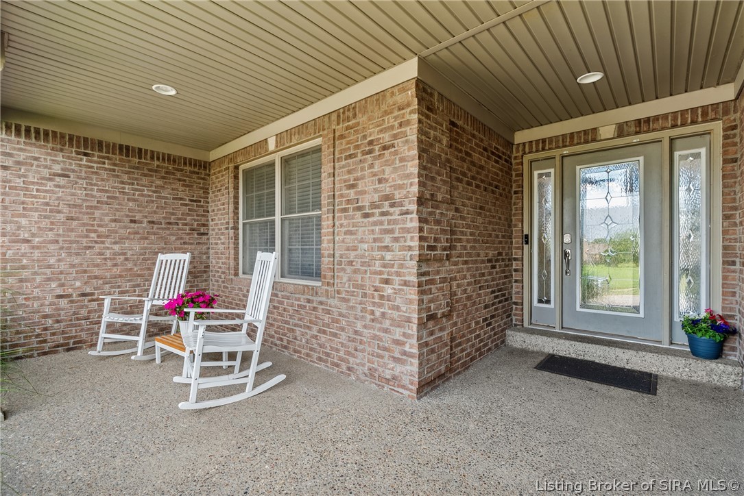 3125 Ambercrest Loop Jeffersonville, IN 47130 - Photo 4 of 57