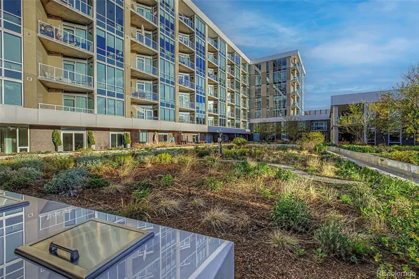 $1,650,000 | 4200 West 17th Avenue, Unit 1114, Denver, CO 80204