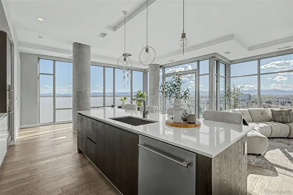 $1,650,000 | 4200 West 17th Avenue, Unit 1114, Denver, CO 80204