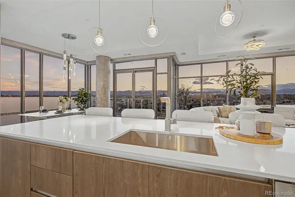 $1,650,000 | 4200 West 17th Avenue, Unit 1114, Denver, CO 80204