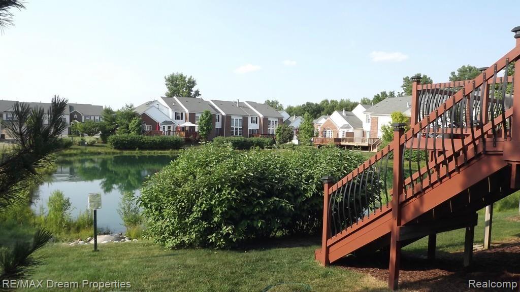 49146 Hawksburry Road, Unit 106 Canton, MI 48188 - Photo 51 of 60 52.jpg
