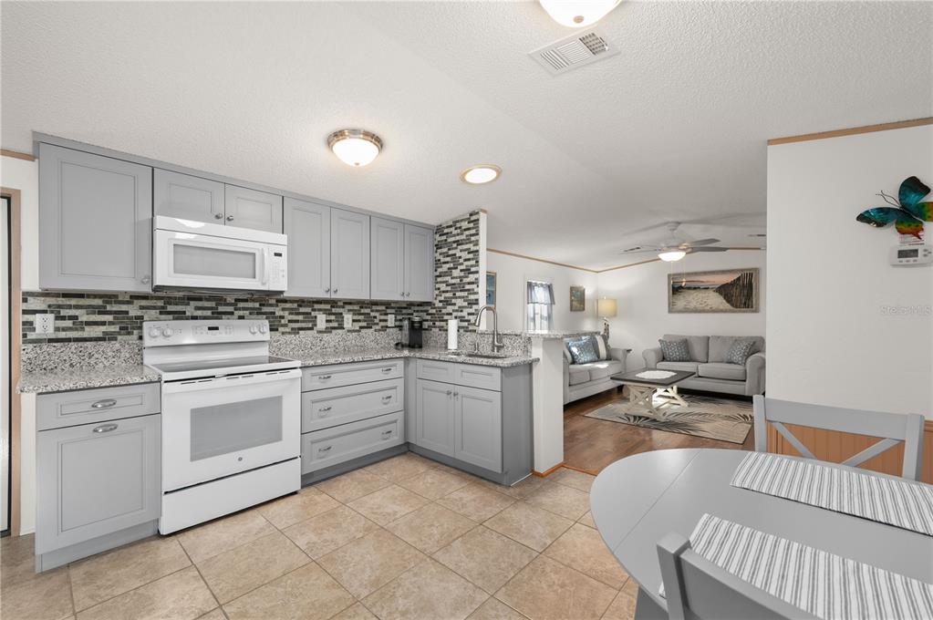 24437 Harbor View Road, Unit 114 Punta Gorda, FL 33980 - Photo 15 of 55 Gallery Image 15