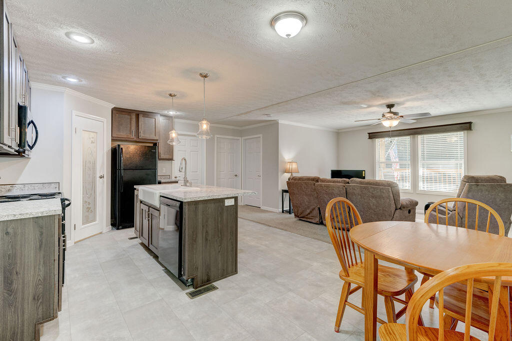 1508 Peavine Road Rock Spring, GA 30739 - Photo 7 of 31 1508Peavine-21