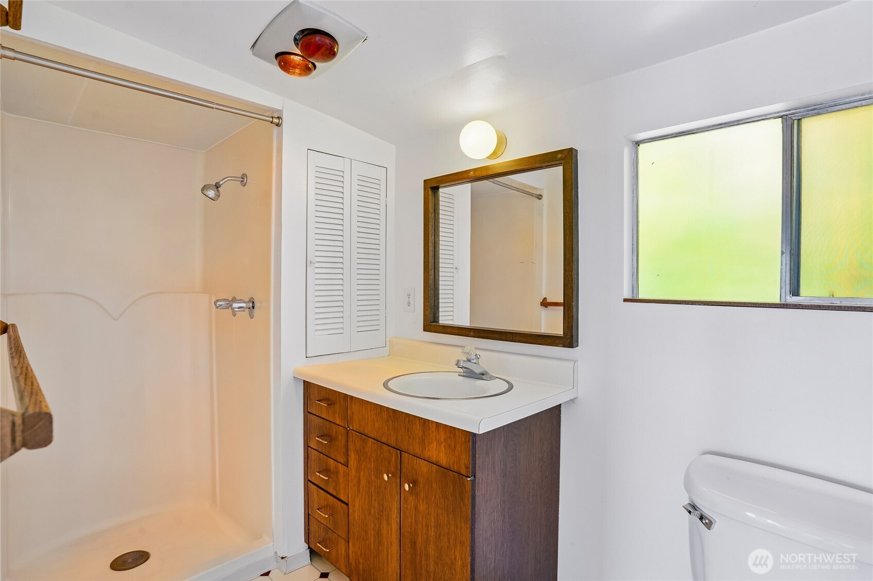 3134 Southwest 172nd Street Burien, WA 98166 - Photo 23 of 38