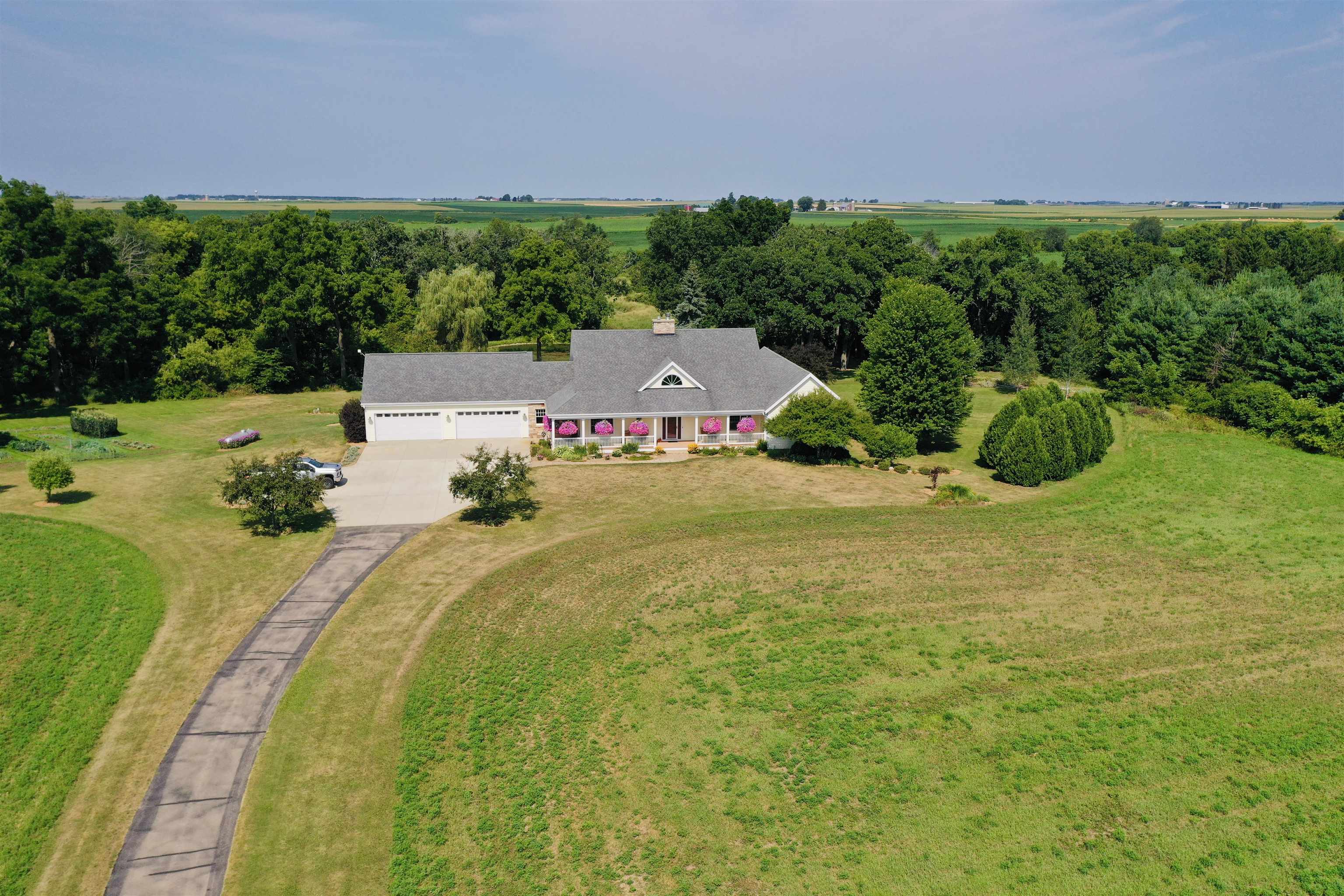 N11565 Lakeland Road Waupun, WI 53963 - Photo 1 of 90 Gallery Image 1