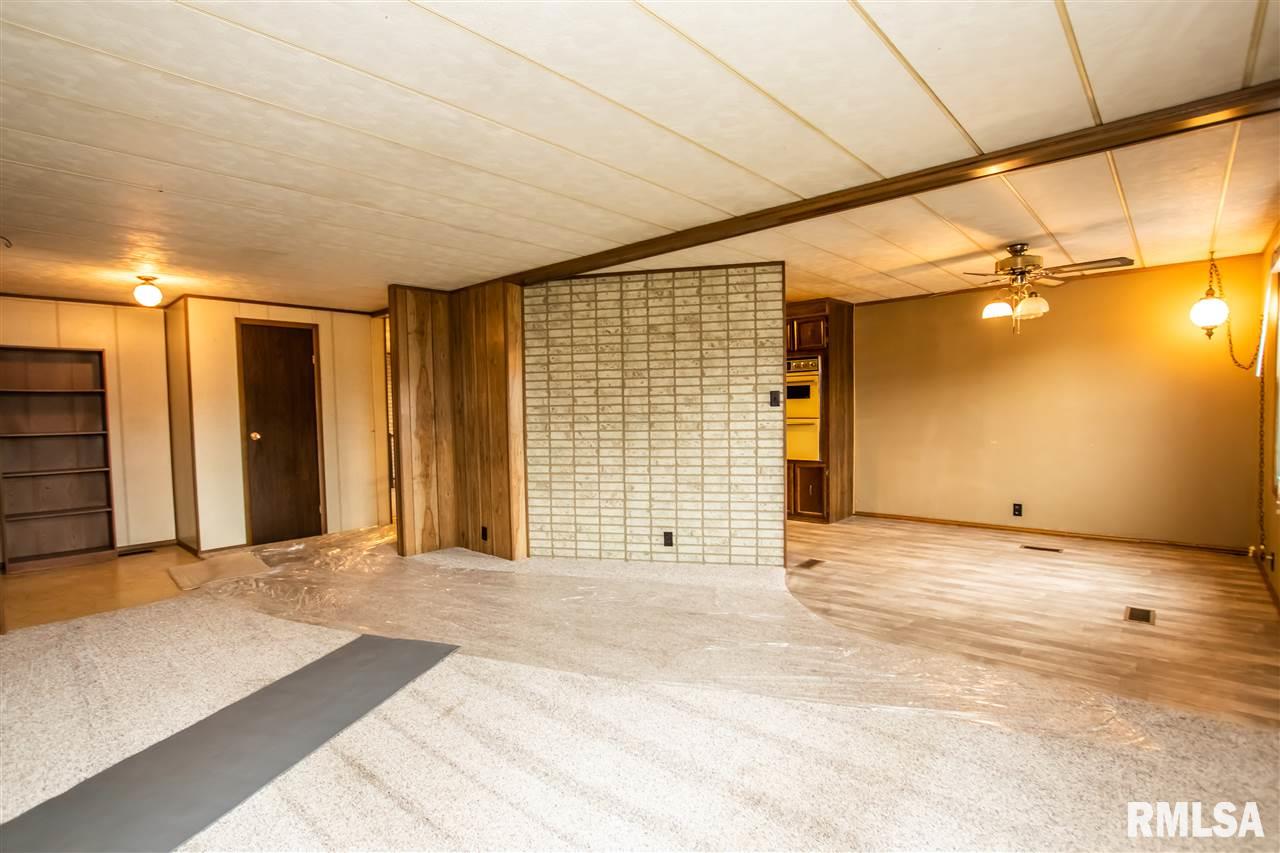 21941 Allentown Road Tremont, IL 61568 - Photo 8 of 30