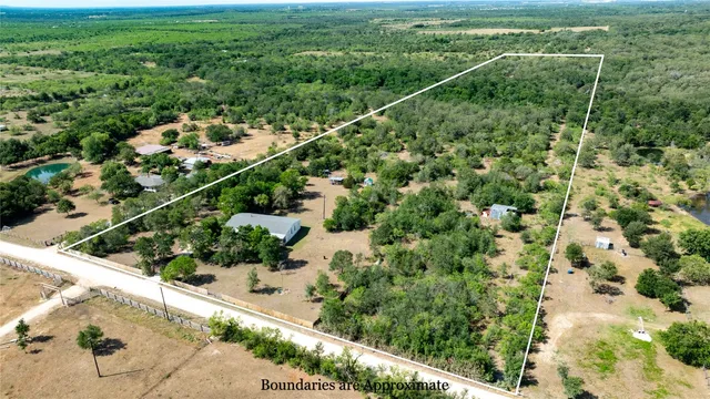 $699,000 | 1400 Seminole Trail, Dale, TX 78616