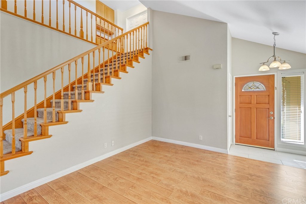 3031 Lamplighter Street Simi Valley, CA 93065 - Photo 11 of 49