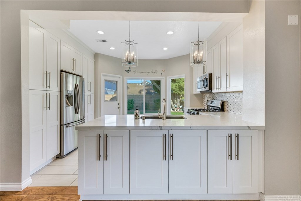 3031 Lamplighter Street Simi Valley, CA 93065 - Photo 23 of 49