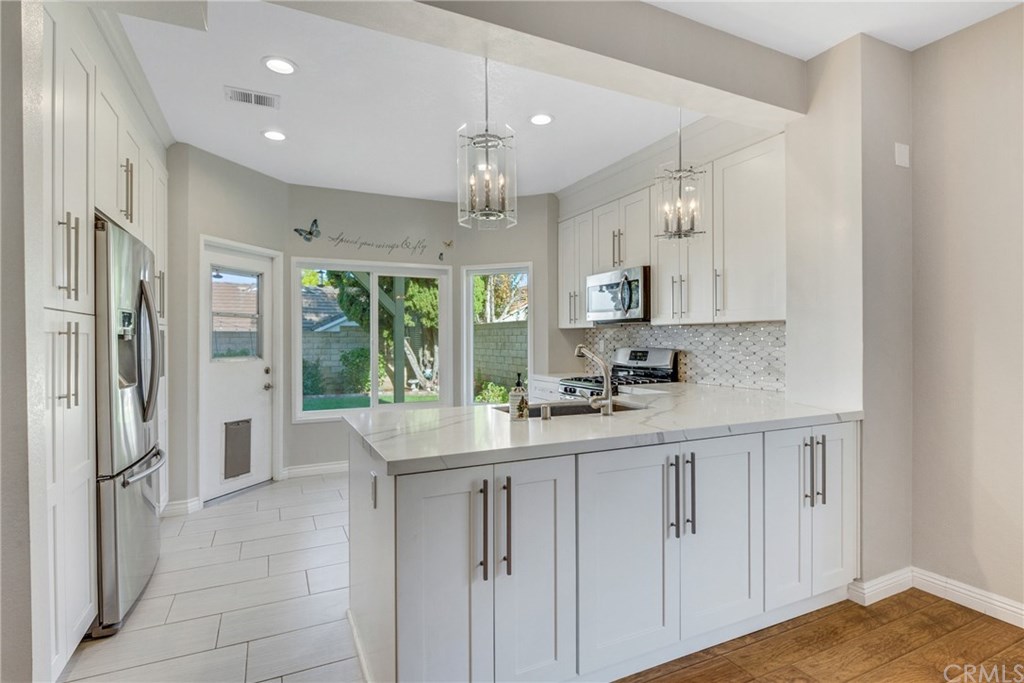 3031 Lamplighter Street Simi Valley, CA 93065 - Photo 24 of 49