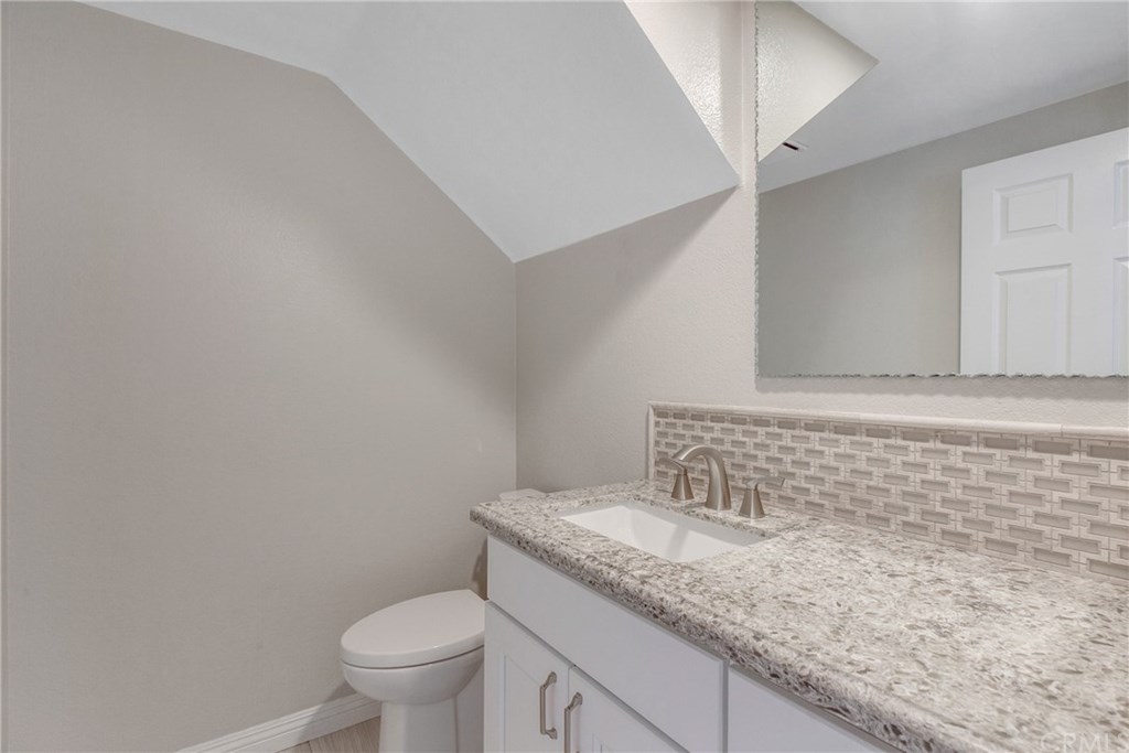 3031 Lamplighter Street Simi Valley, CA 93065 - Photo 30 of 49