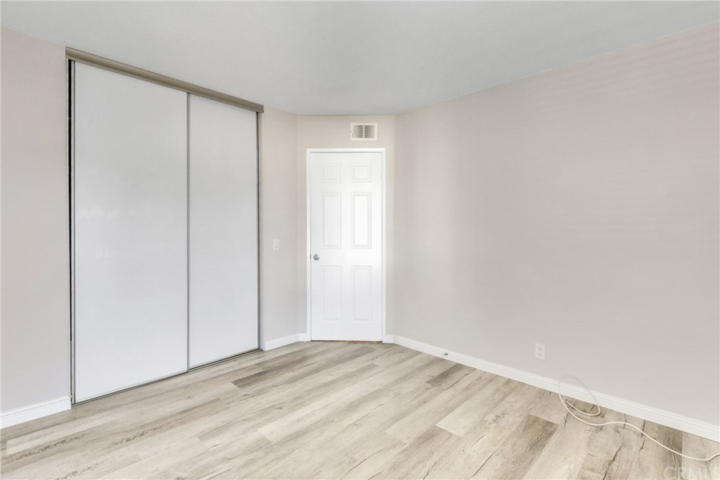 3031 Lamplighter Street Simi Valley, CA 93065 - Photo 37 of 49