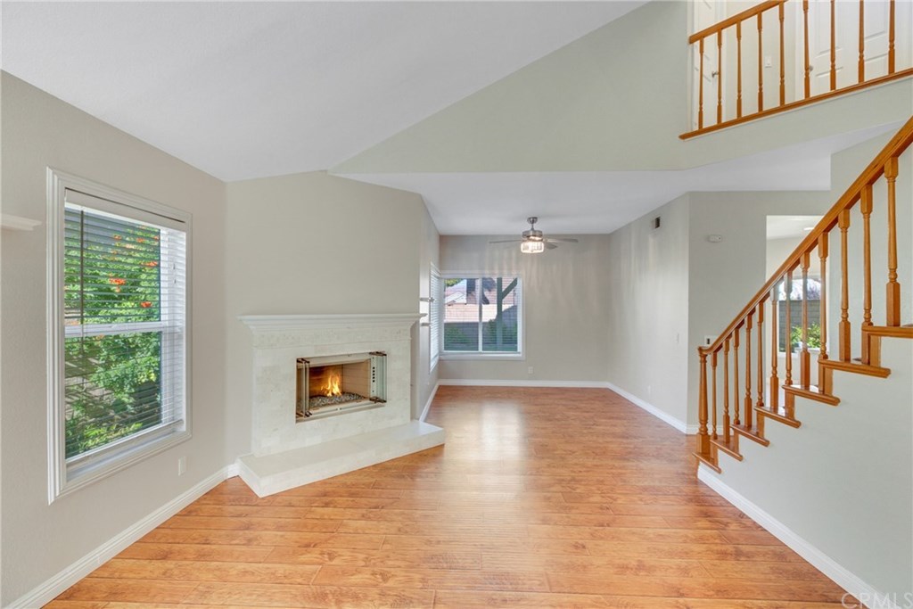 3031 Lamplighter Street Simi Valley, CA 93065 - Photo 6 of 49