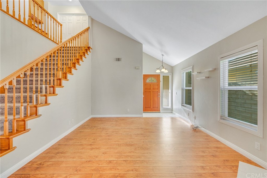 3031 Lamplighter Street Simi Valley, CA 93065 - Photo 10 of 49