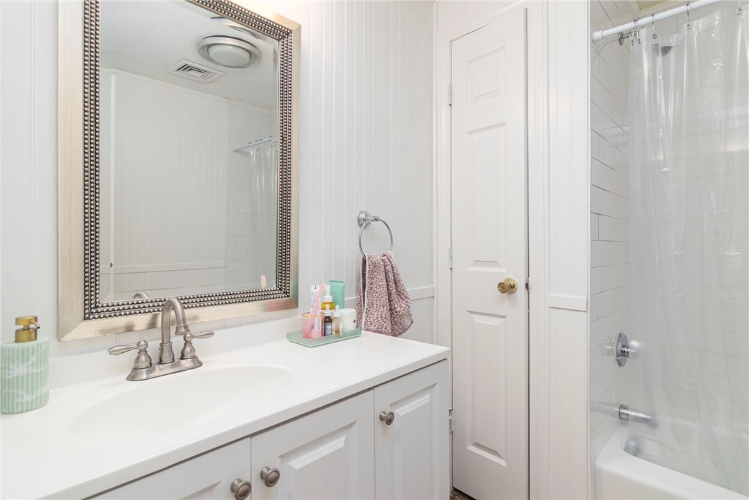 58 Needle Grove Point, Unit D North Providence, RI 02904 - Photo 16 of 28