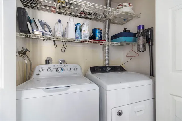 $330,000 | 58 Needle Grove Point, Unit D, North Providence, RI 02904