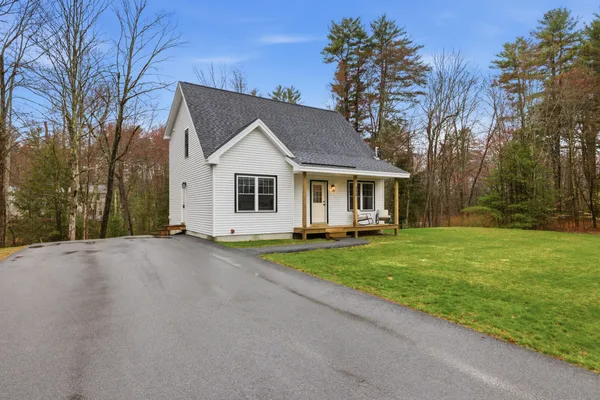 $575,000 | 252 Buxton Road, Saco, ME 04072