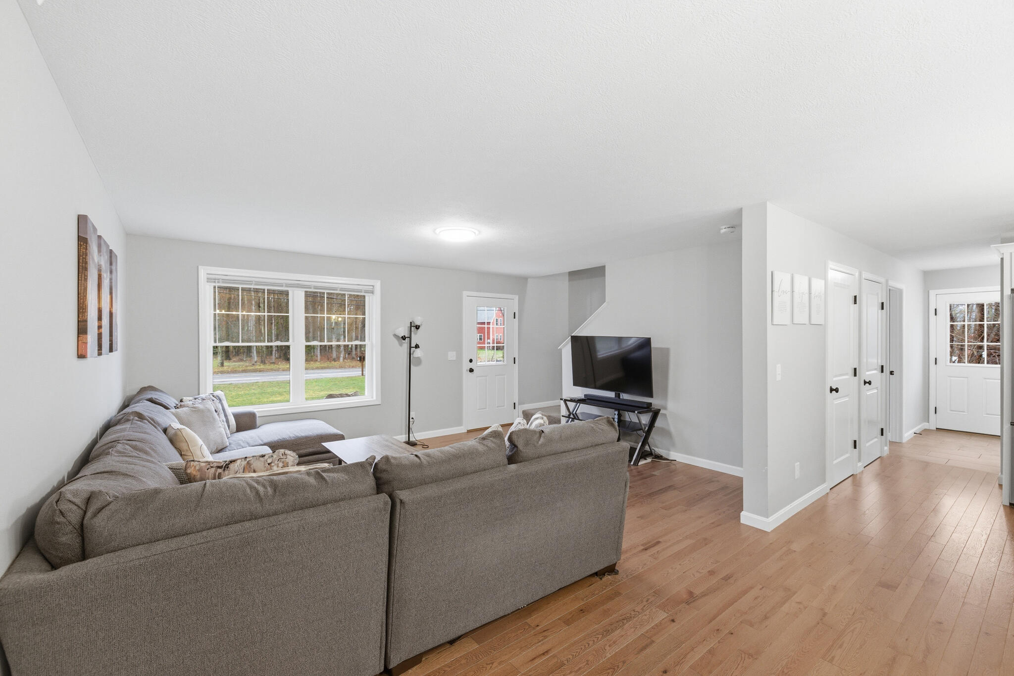 252 Buxton Road Saco, ME 04072 - Photo 17 of 40 Living room
