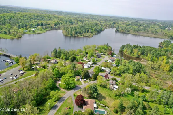 $165,000 | 107 Lakeside Drive, Mayfield, NY 12117
