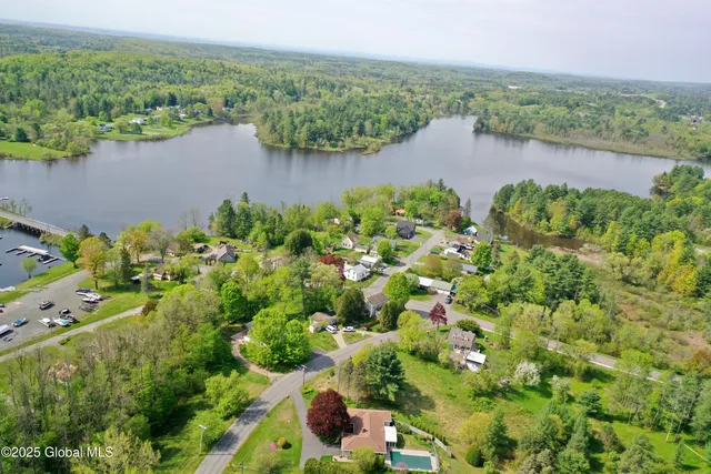 $165,000 | 107 Lakeside Drive, Mayfield, NY 12117