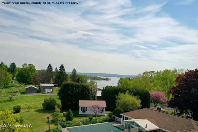 $165,000 | 107 Lakeside Drive, Mayfield, NY 12117