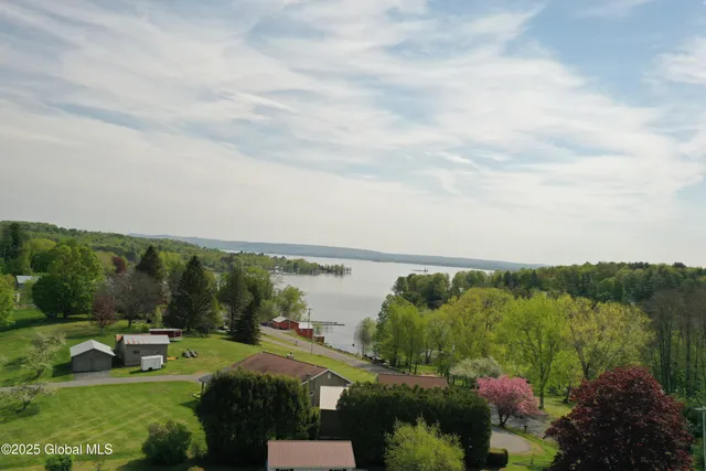 $165,000 | 107 Lakeside Drive, Mayfield, NY 12117