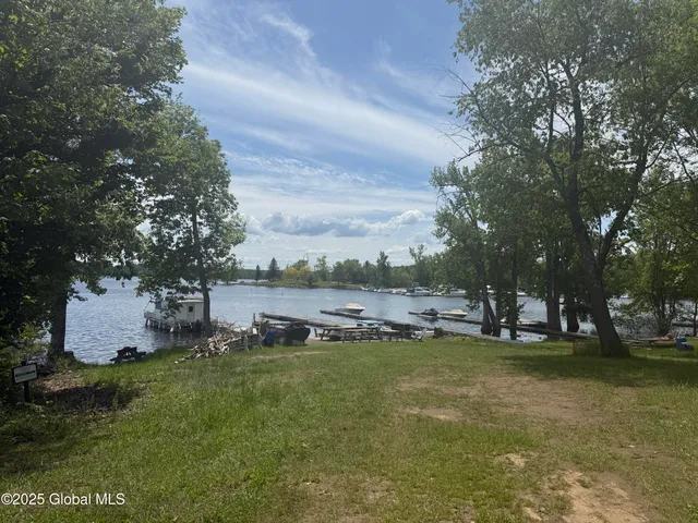 $165,000 | 107 Lakeside Drive, Mayfield, NY 12117