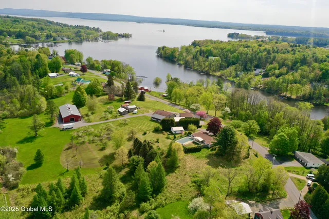 $165,000 | 107 Lakeside Drive, Mayfield, NY 12117