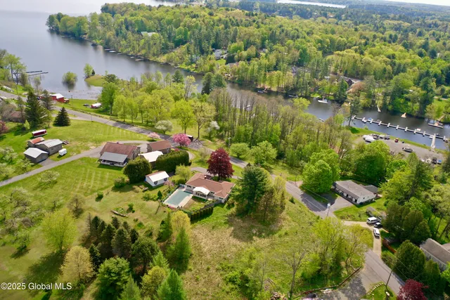 $165,000 | 107 Lakeside Drive, Mayfield, NY 12117