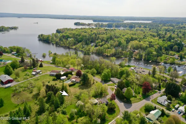 $165,000 | 107 Lakeside Drive, Mayfield, NY 12117