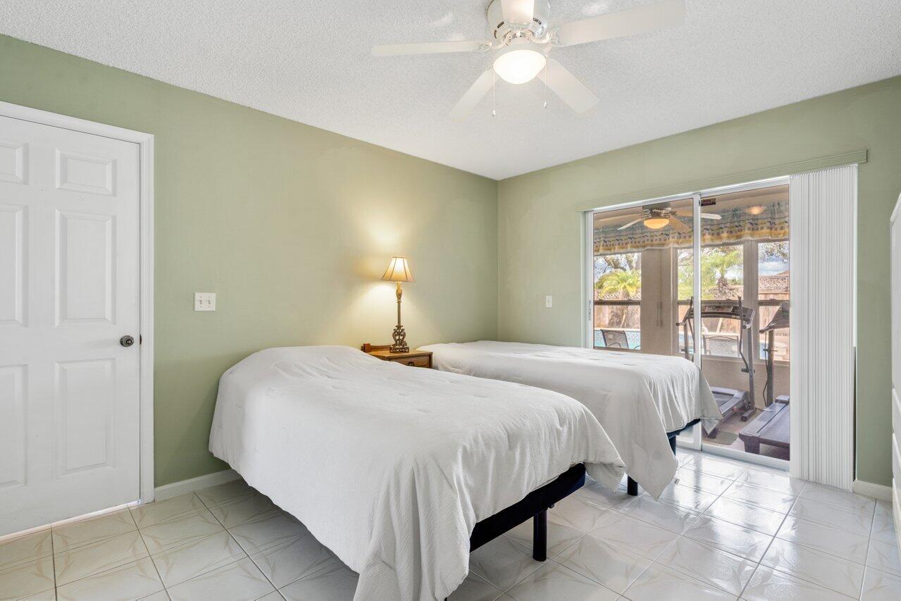17421 33rd Road North Loxahatchee, FL 33470 - Photo 15 of 44 018-1742133rdRoadNorth-Loxahatchee-FL-33