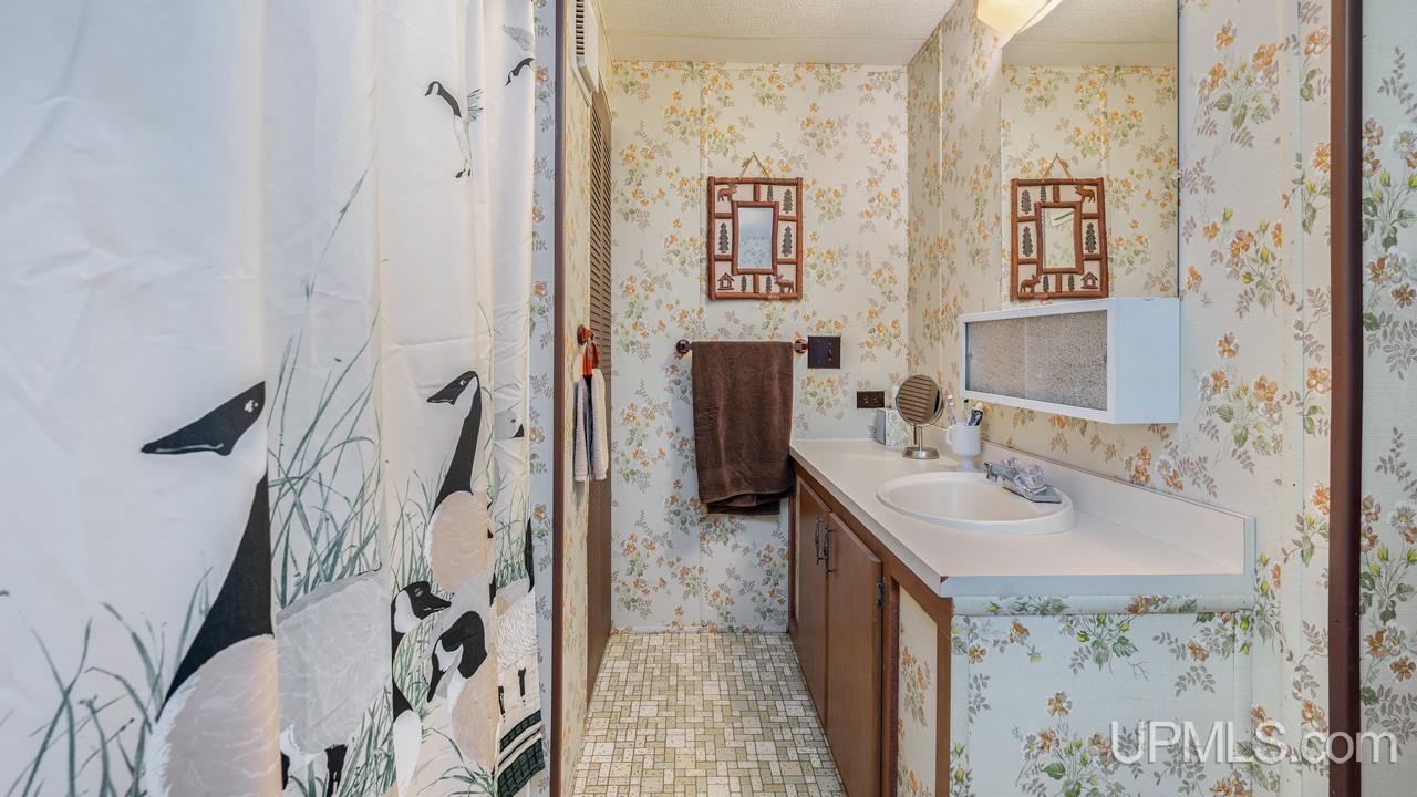 8923 25 Rd Garden Garden, MI 49835 - Photo 15 of 21
