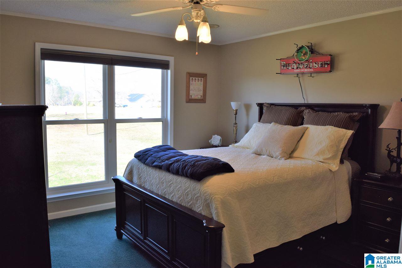 987 Charada Lake Road Rainbow City, AL 35906 - Photo 27 of 47