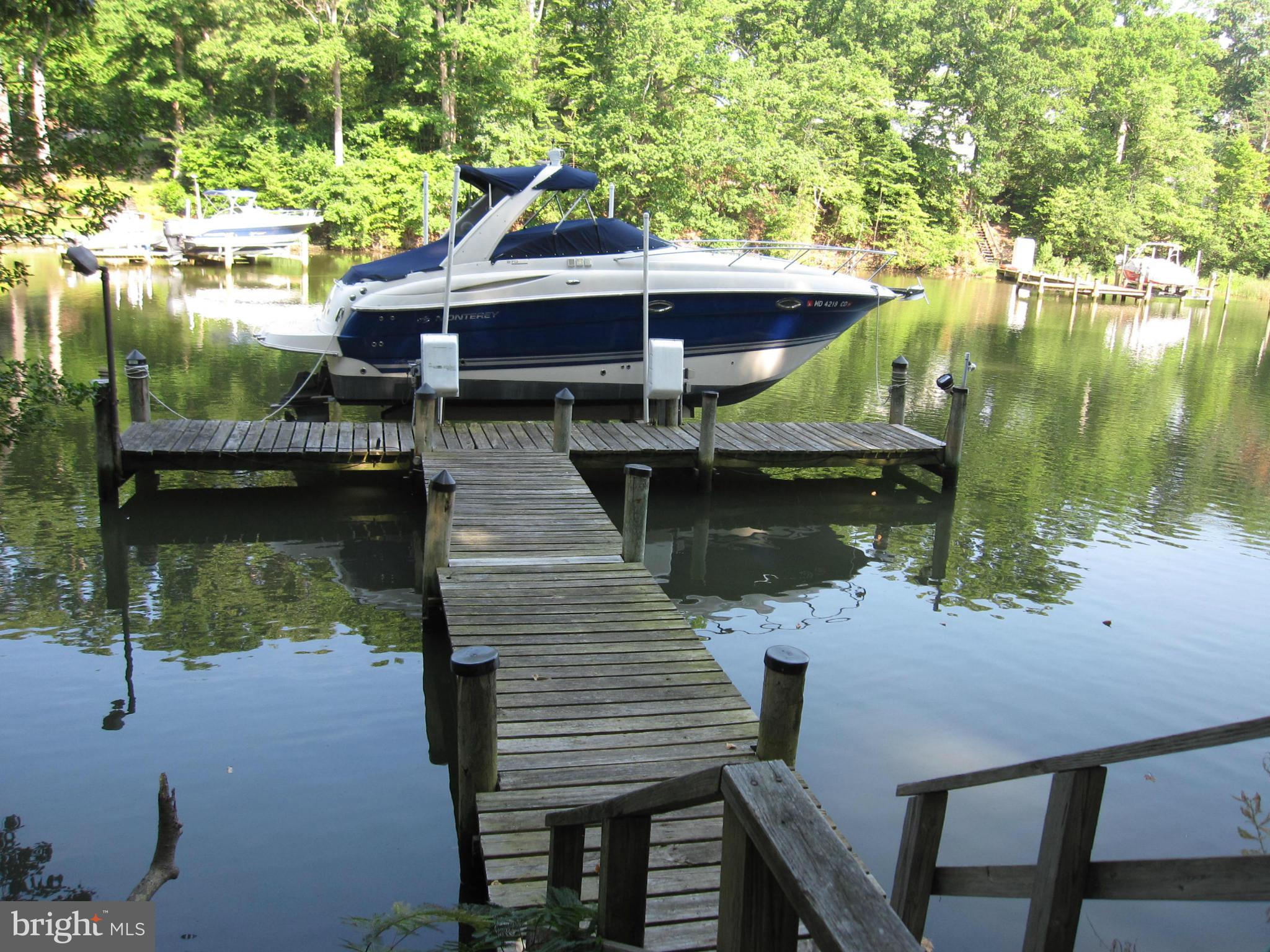 45372 Sypher Road California, MD 20619 - Photo 5 of 30 Pier with Boat Lift 4'+ MLW
