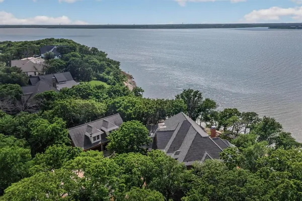 $1,995,000 | 1180 Emerald Sound Boulevard, Oak Point, TX 75068