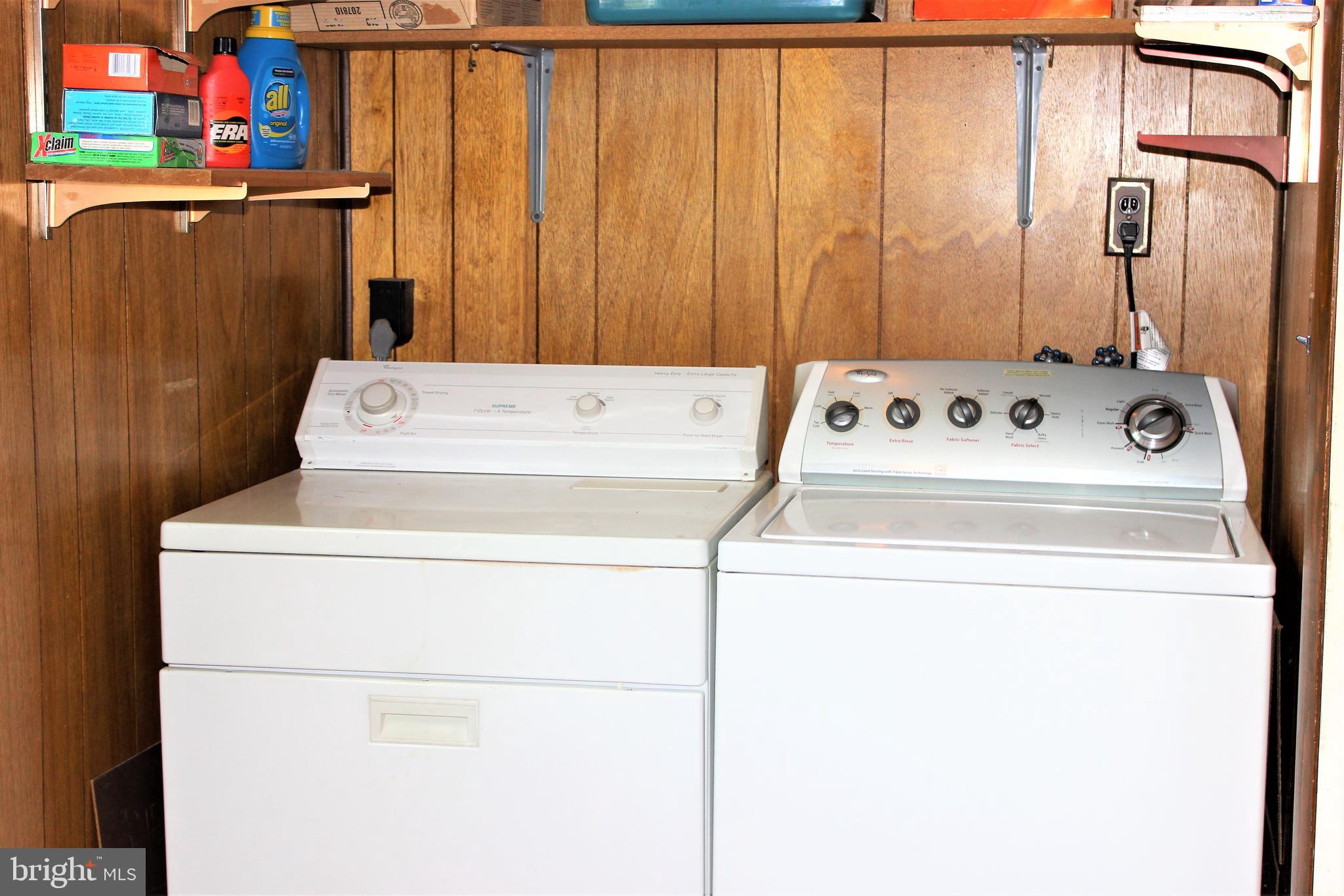 725 Silver Creek Road Baltimore, MD 21208 - Photo 19 of 41 Seperate Laundry room
