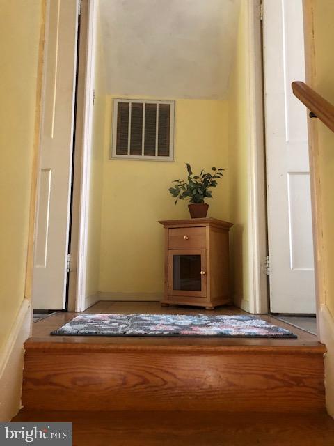 725 Silver Creek Road Baltimore, MD 21208 - Photo 32 of 41