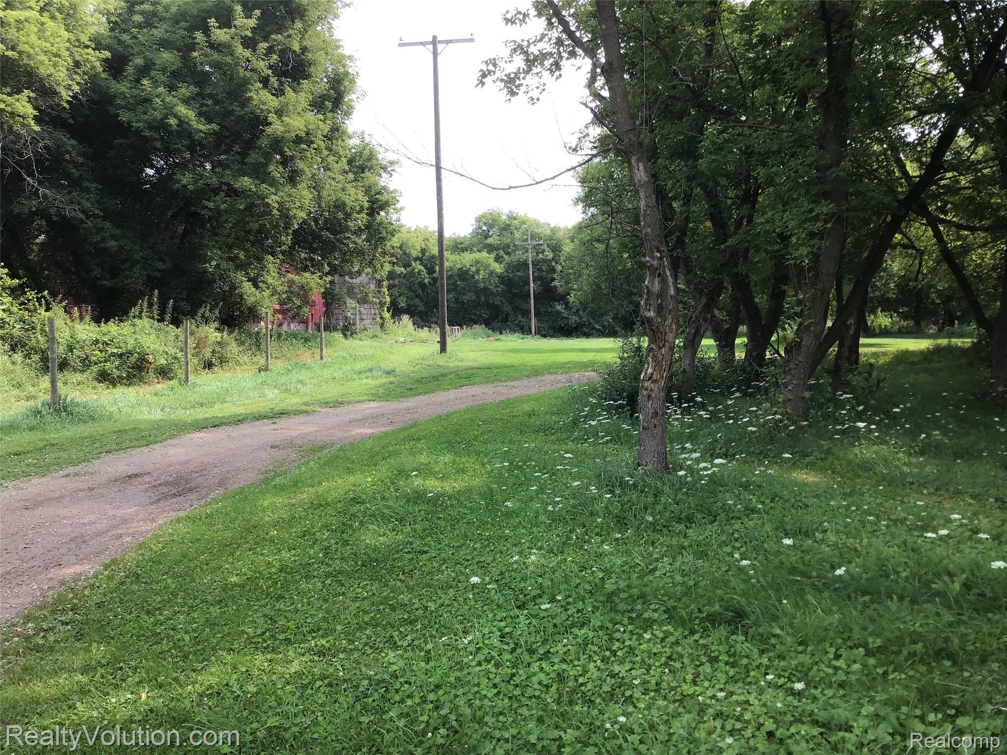 4664 Metamora Road Metamora, MI 48455 - Photo 29 of 31 B5BE715D-23E3-44FB-8533-540D8433DD97.jpeg