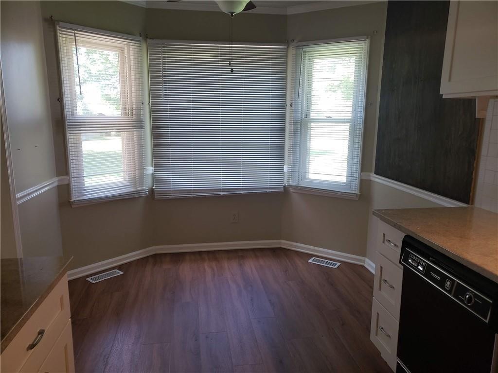3382 Garden Road Burlington, NC 27215 - Photo 6 of 12 Gallery Image 6