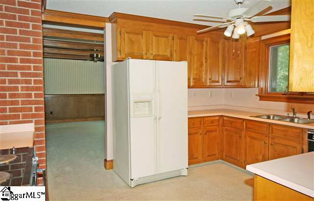14 Green Valley Road Greenville, SC 29617 - Photo 7 of 17 Gallery Image 7