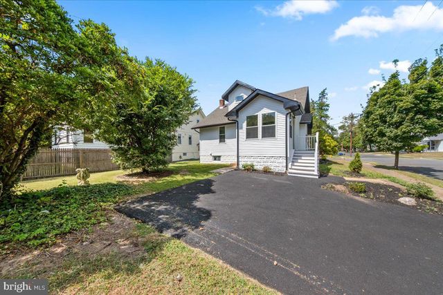 $515,000 | 900 Eldridge Avenue, Collingswood, NJ 08107