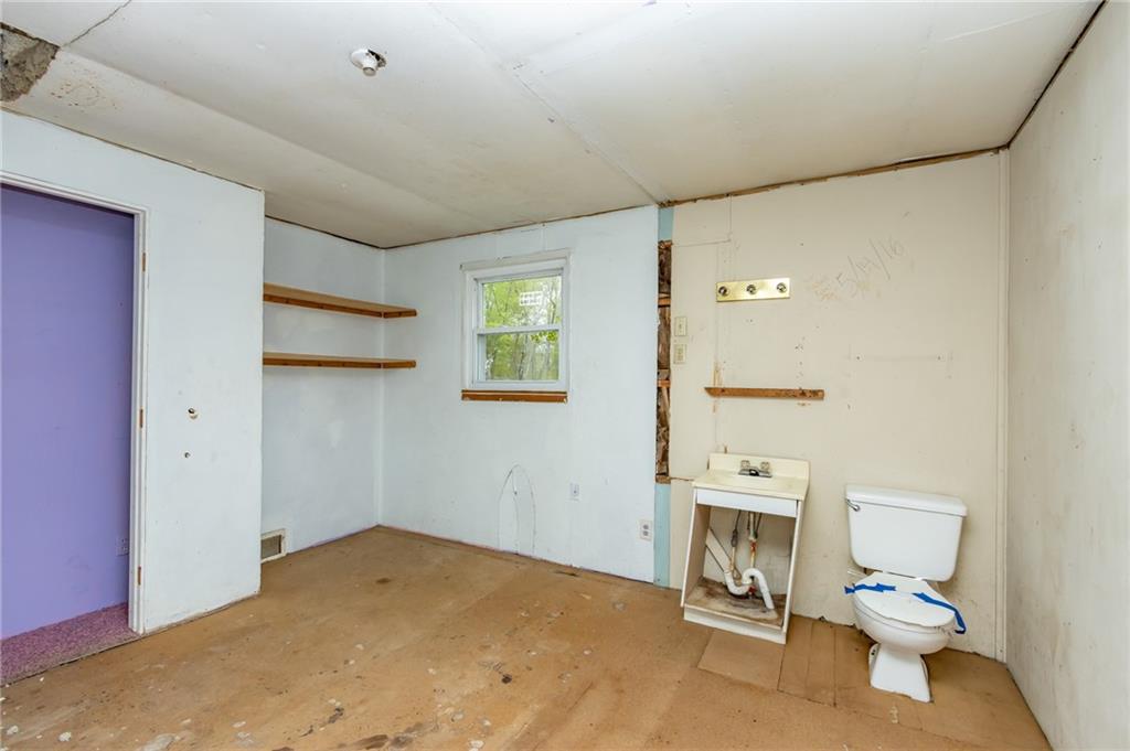 2065 1st Street Apollo, PA 15613 - Photo 11 of 16 a view of a livingroom with a fireplace