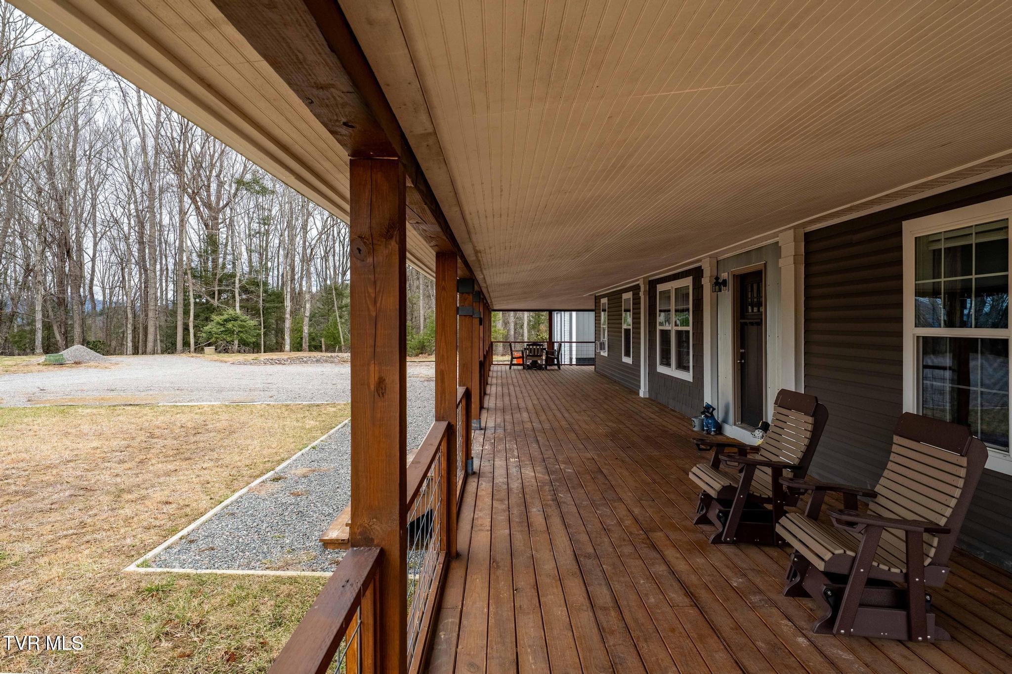 3146 Divide Road Mountain City, TN 37683 - Photo 12 of 95 3146 Divide Rd (55 of 101)