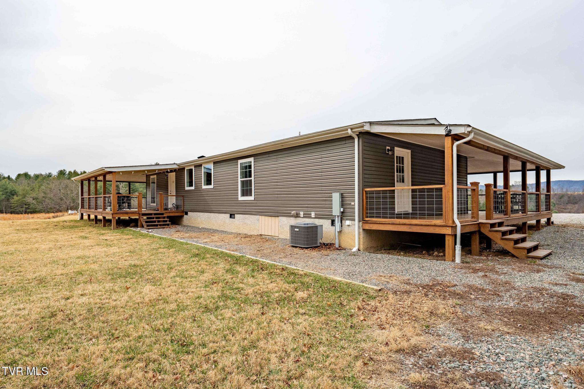 3146 Divide Road Mountain City, TN 37683 - Photo 23 of 95 3146 Divide Rd (63 of 101)