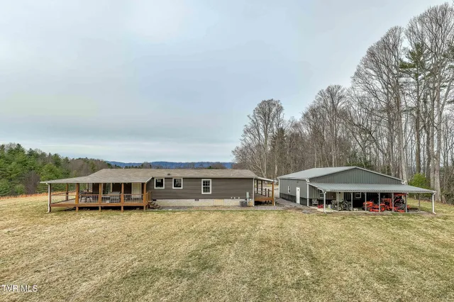 $550,000 | 3146 Divide Road, Mountain City, TN 37683
