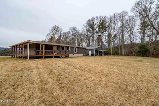 $550,000 | 3146 Divide Road, Mountain City, TN 37683