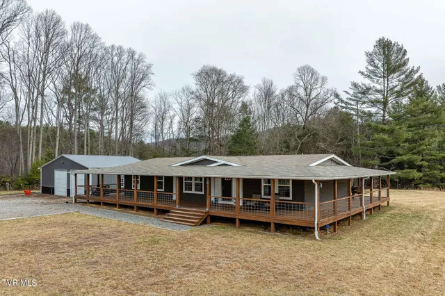 $550,000 | 3146 Divide Road, Mountain City, TN 37683