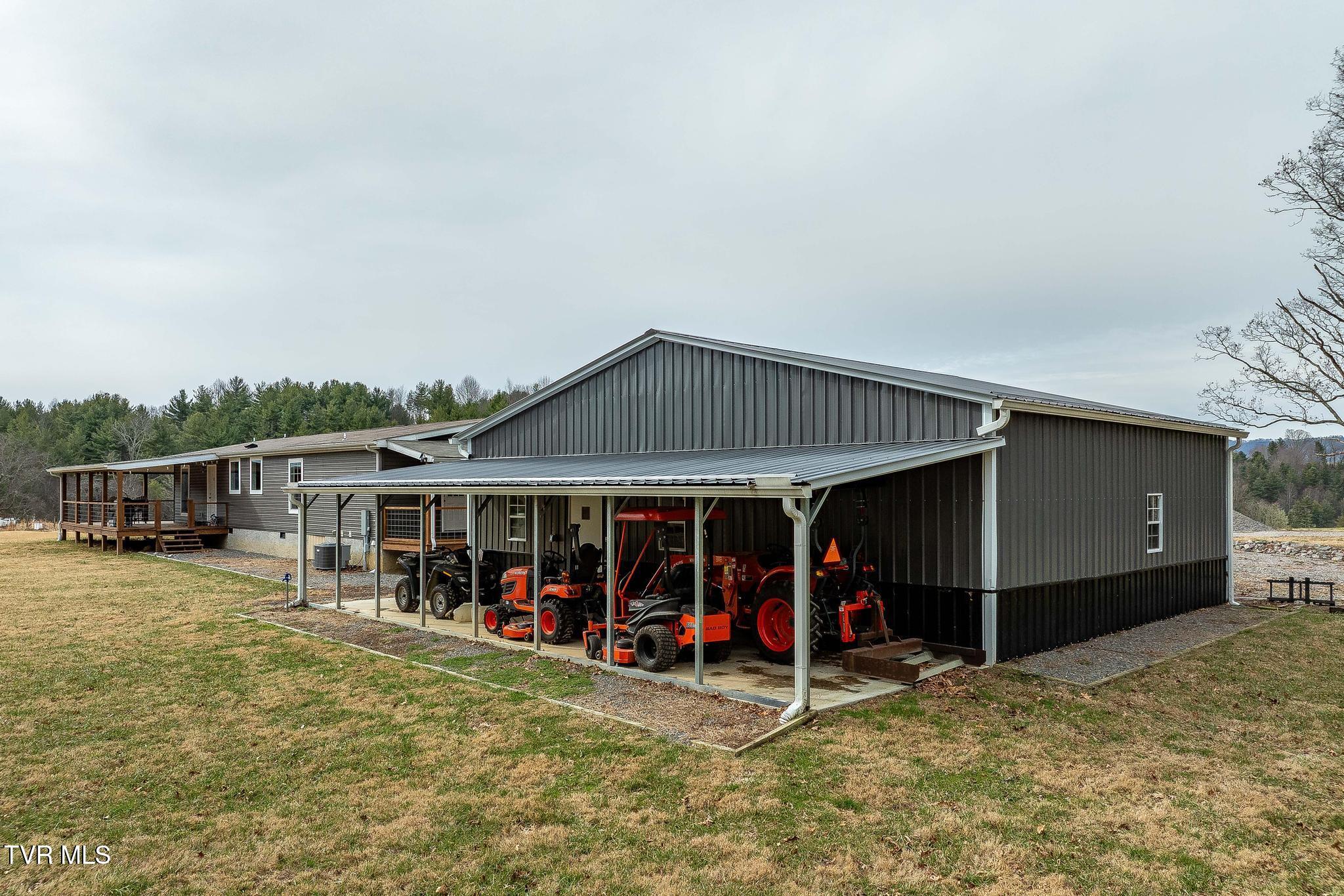 3146 Divide Road Mountain City, TN 37683 - Photo 32 of 95 3146 Divide Rd (30 of 101)